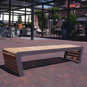 Скамейка Весна 2023 г.