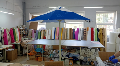 Пляжный зонт Кайра. Зонт диаметром 2,5 м, 6 спиц, блочное открывание. 2024 г.