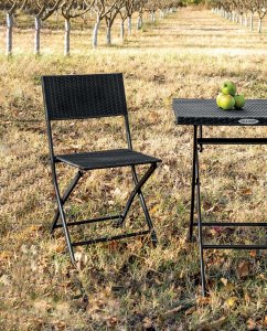 Набор из складного стола и стульев 2024