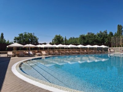 Пляжный зонт Фаэтон. Зонт телескопического сложения 3х3 м., квадратный с центральной стойкой. 2025 г.