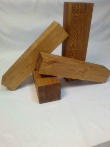 Брус сосны клееный цельноламельный.