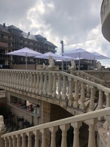 Зонт пляжный Чайка. Зонт 2х2 м. с центральной стойкой. Идеальный для зоны бассейна зонт. 2025 г.