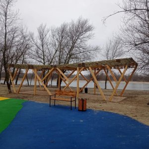 ДЕРЕВЯННЫЕ ПЛЯЖНЫЕ НАВЕСЫ