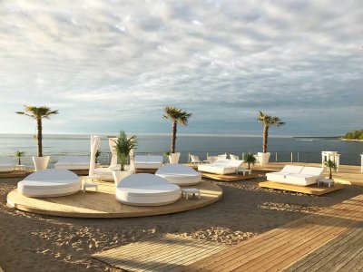 ДЕРЕВЯННЫЕ НАСТИЛЫ ПЛЯЖНЫЕ