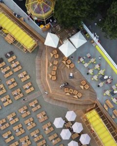 Пляжный зонт Кайра. Зонт диаметром 2,5 м, 6 спиц, блочное открывание. 2024 г.