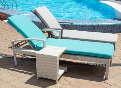 Шезлонг с подлокотниками ВАЙГАЧ 2025