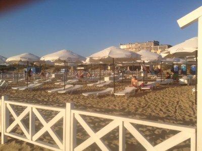 Пляжный зонт Буревестник. Пляжный круглый зонт диаметром 3,0 м (шесть спиц). 2025 г.