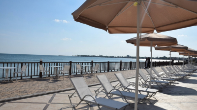 Пляжный зонт Кайра. Зонт диаметром 2,5 м, 6 спиц, блочное открывание. 2024 г.