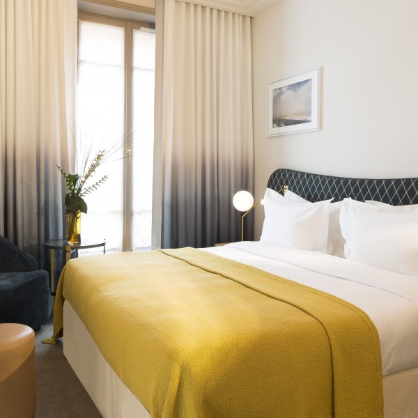 Раздвижные шторы для отелей и гостиниц 