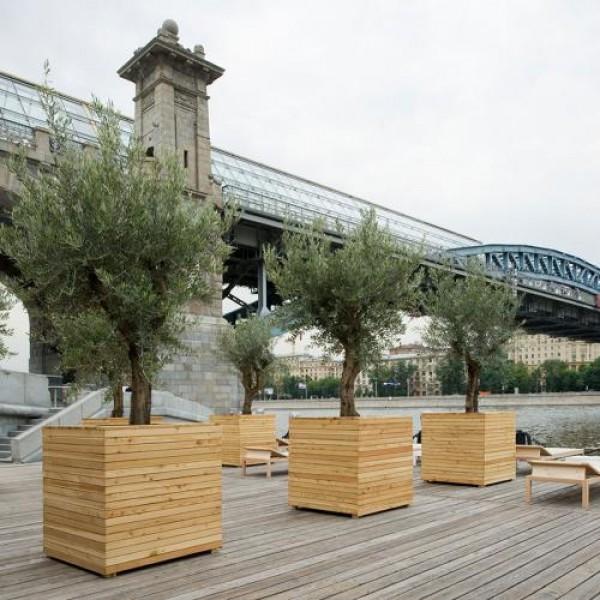 Уличные кашпо, вазы и вазоны